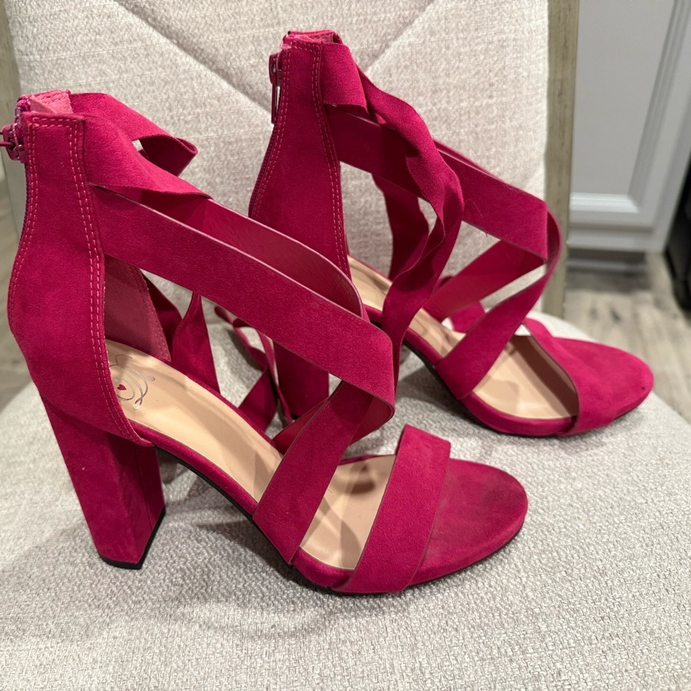 Beautiful Pink Heels 🔥🔥